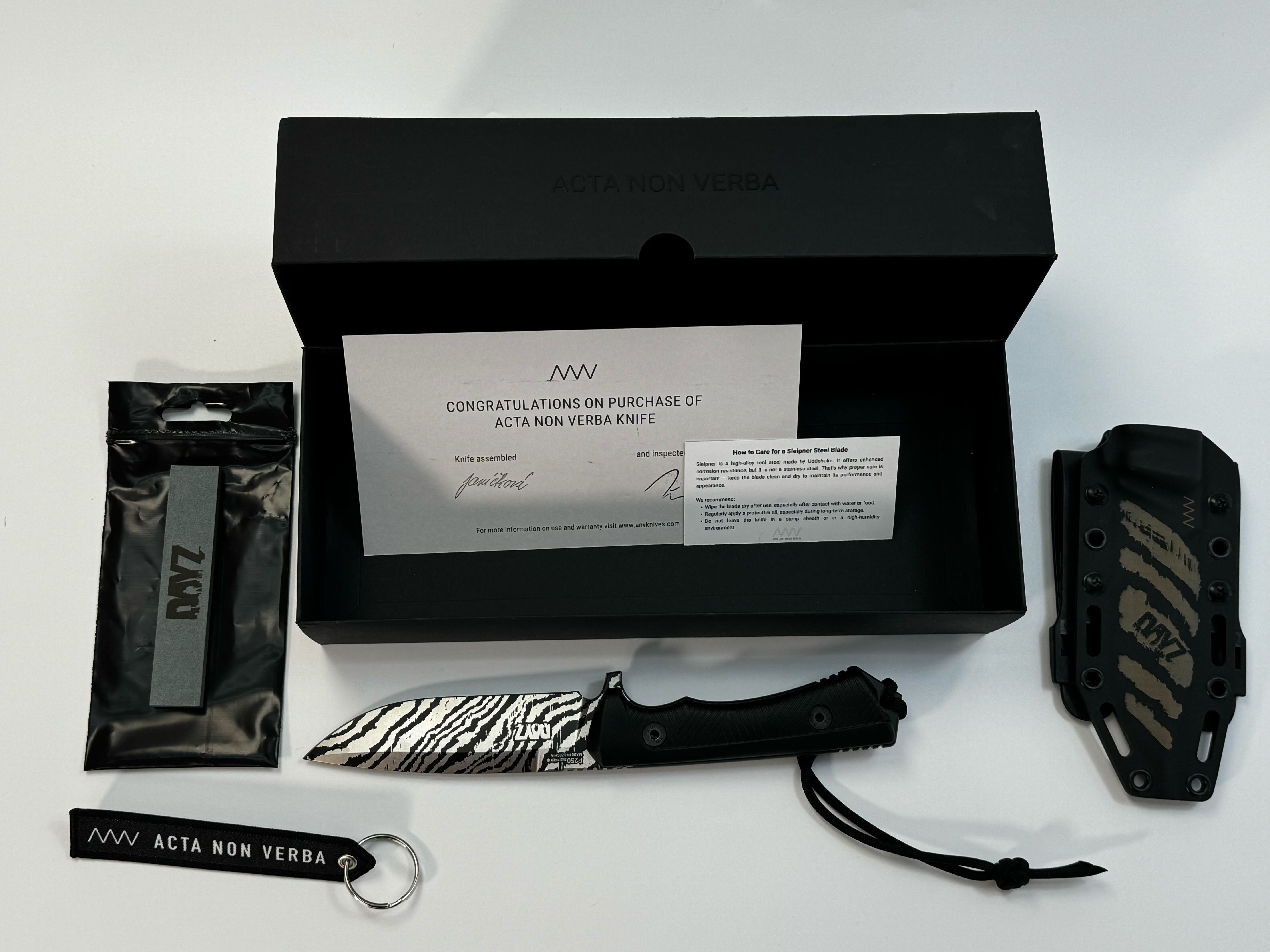 DAYZ x ANV KNIVES P250 SURVIVAL KNIFE SLEIPNER STEEL BUNDLE